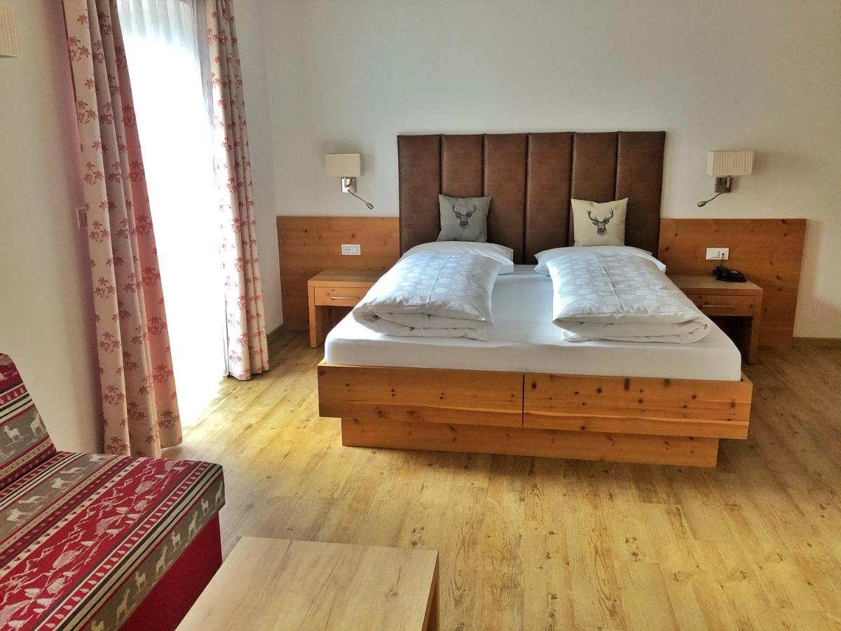 Zur Bruecke Apartments And Rooms - Your Home In Heart Of South Tyrol, With Brixencard Fortezza Esterno foto