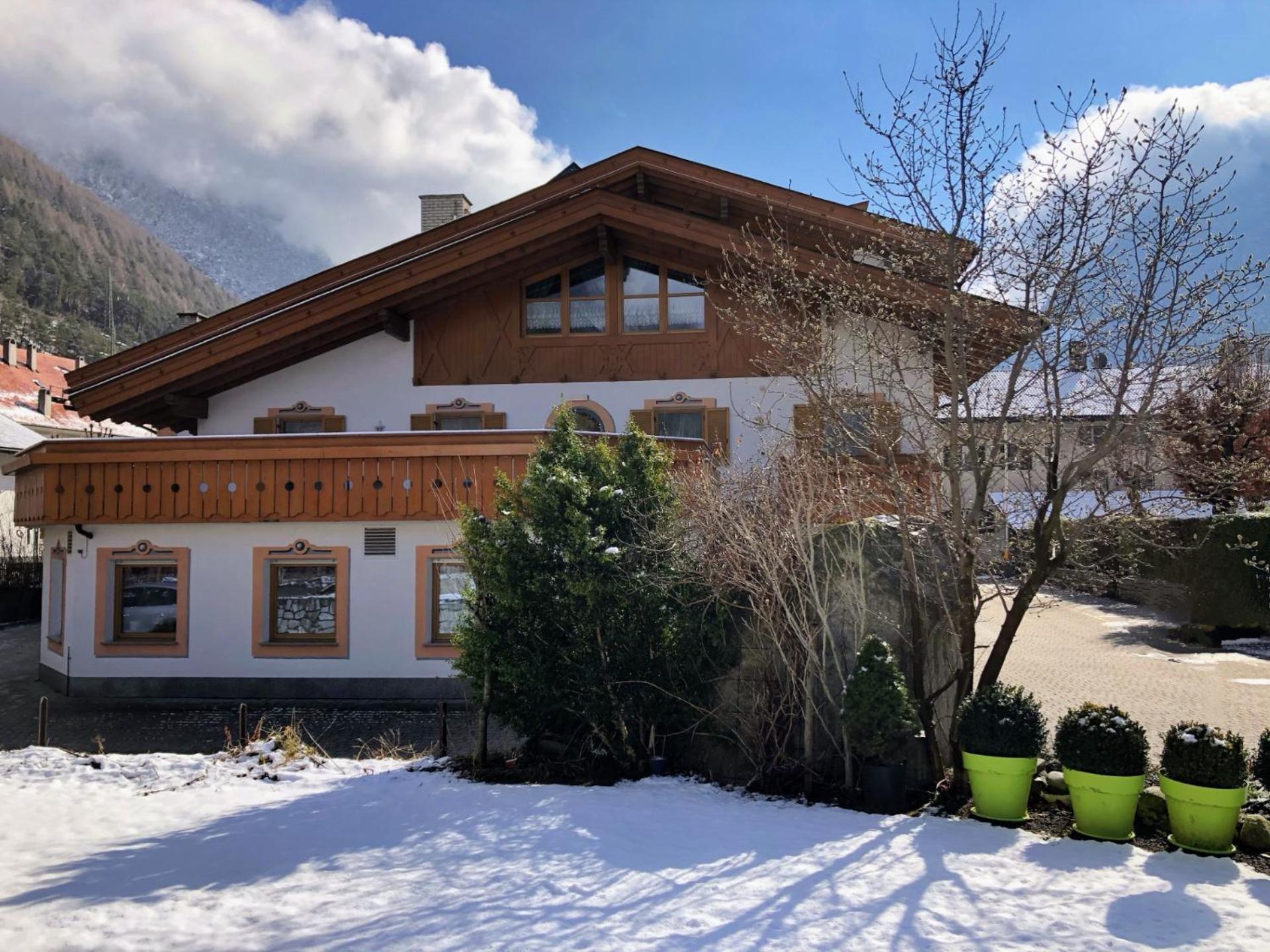 Zur Bruecke Apartments And Rooms - Your Home In Heart Of South Tyrol, With Brixencard Fortezza Esterno foto