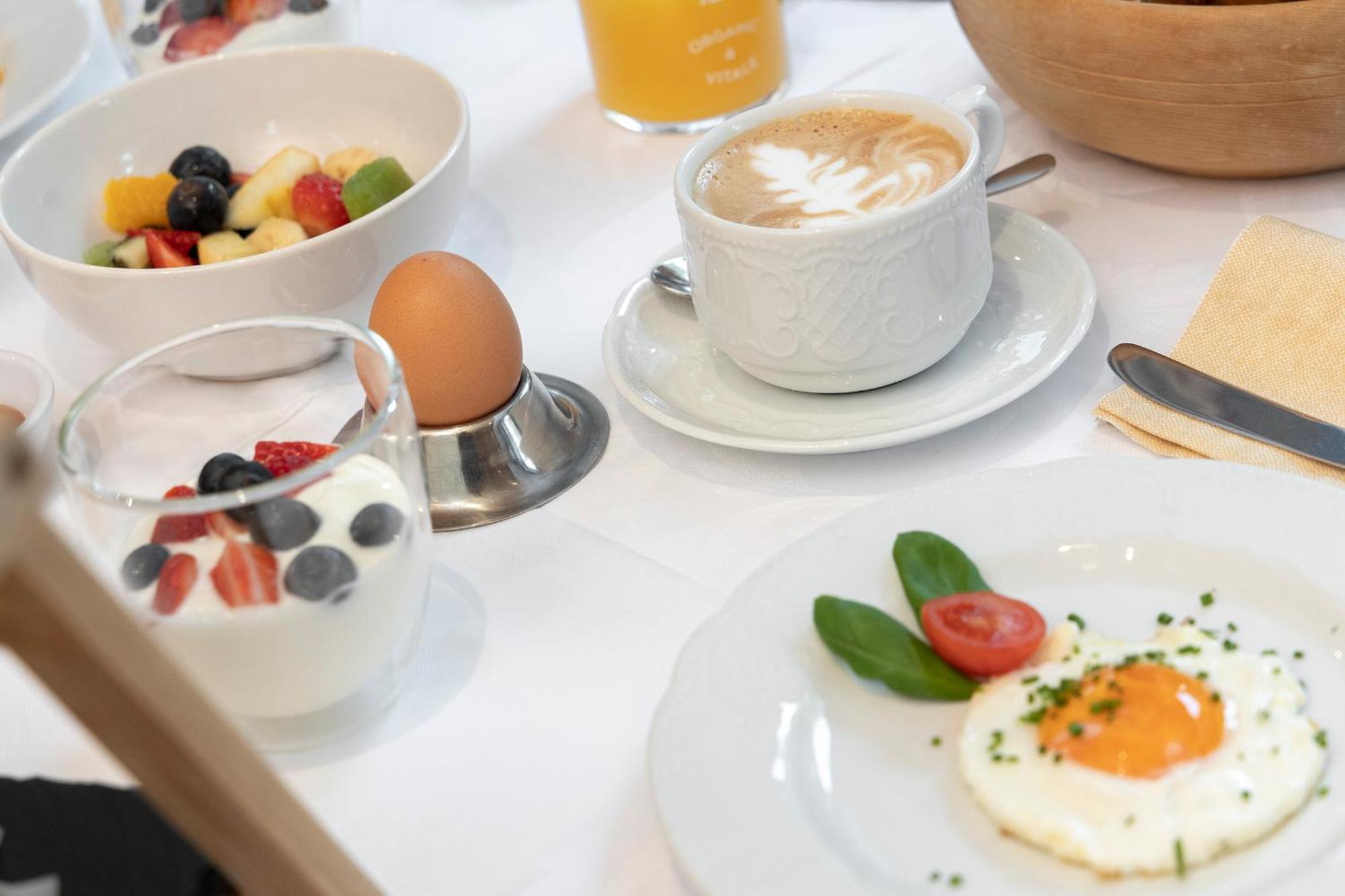 Zur Bruecke Apartments And Rooms - Your Home In Heart Of South Tyrol, With Brixencard Fortezza Esterno foto